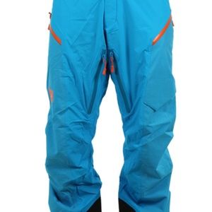 Helly Hansen Backbowl Cargo Pant Ski. Been worn, a couple of seasons.
